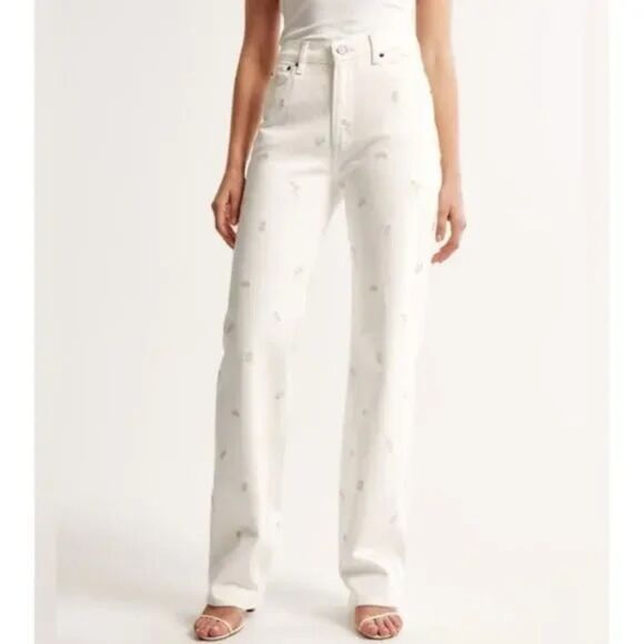 Abercrombie & Fitch 90s Relaxed Hi Rise Jeans Floral Embroidery, Size 26 2R, NWT - Picture 1 of 10